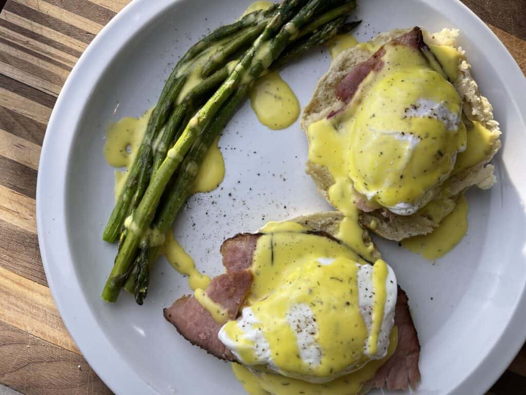 eggs benedict on a plate