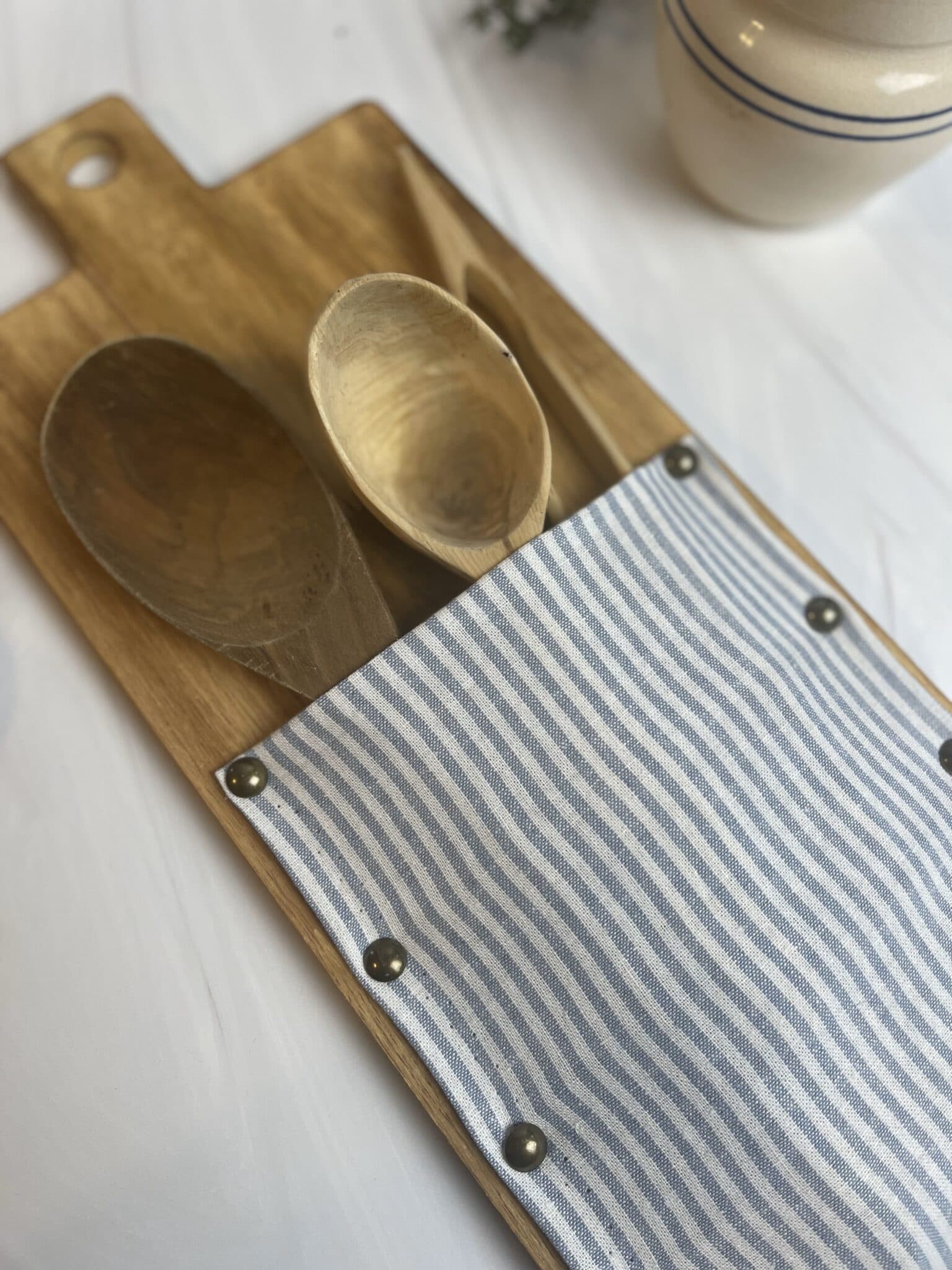 Farmhouse Cutting Board Decor